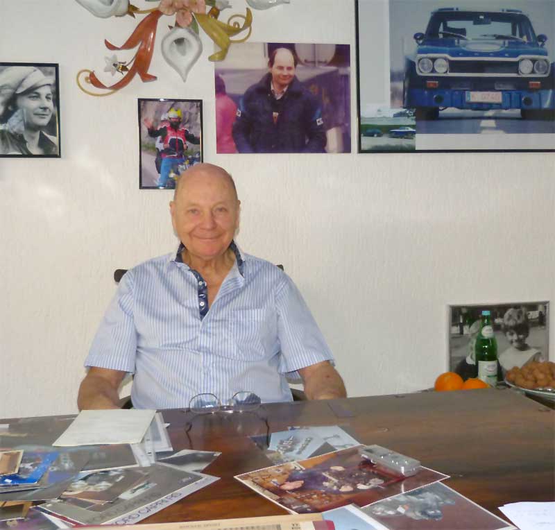 Gerd Brauneiser hat mit seinem Capri viel erlebt und würde das Auto „für kein Geld der Welt weggeben“.
