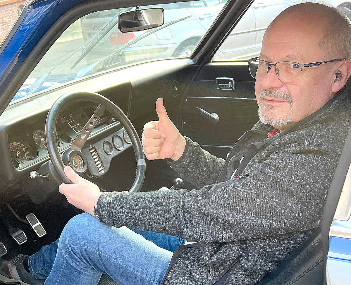 Manfred Borgert saß nun einmal dort, wo einst unter anderem Dieter Glemser Platz genommen hatte. Manfred Borgert saß nun einmal dort, wo einst unter anderem Dieter Glemser Platz genommen hatte.